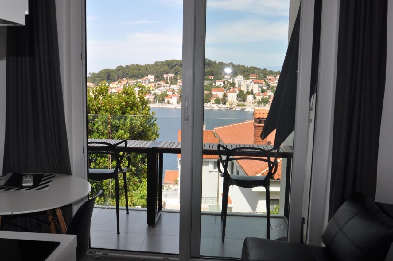 Design Apartments 3&4 Mali Losinj Exterior photo