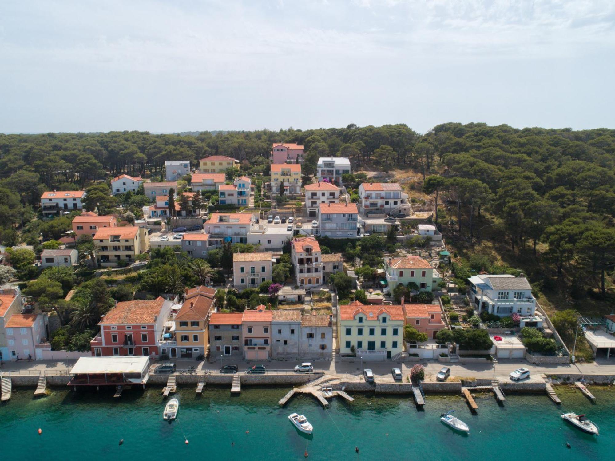 Design Apartments 3&4 Mali Losinj Exterior photo