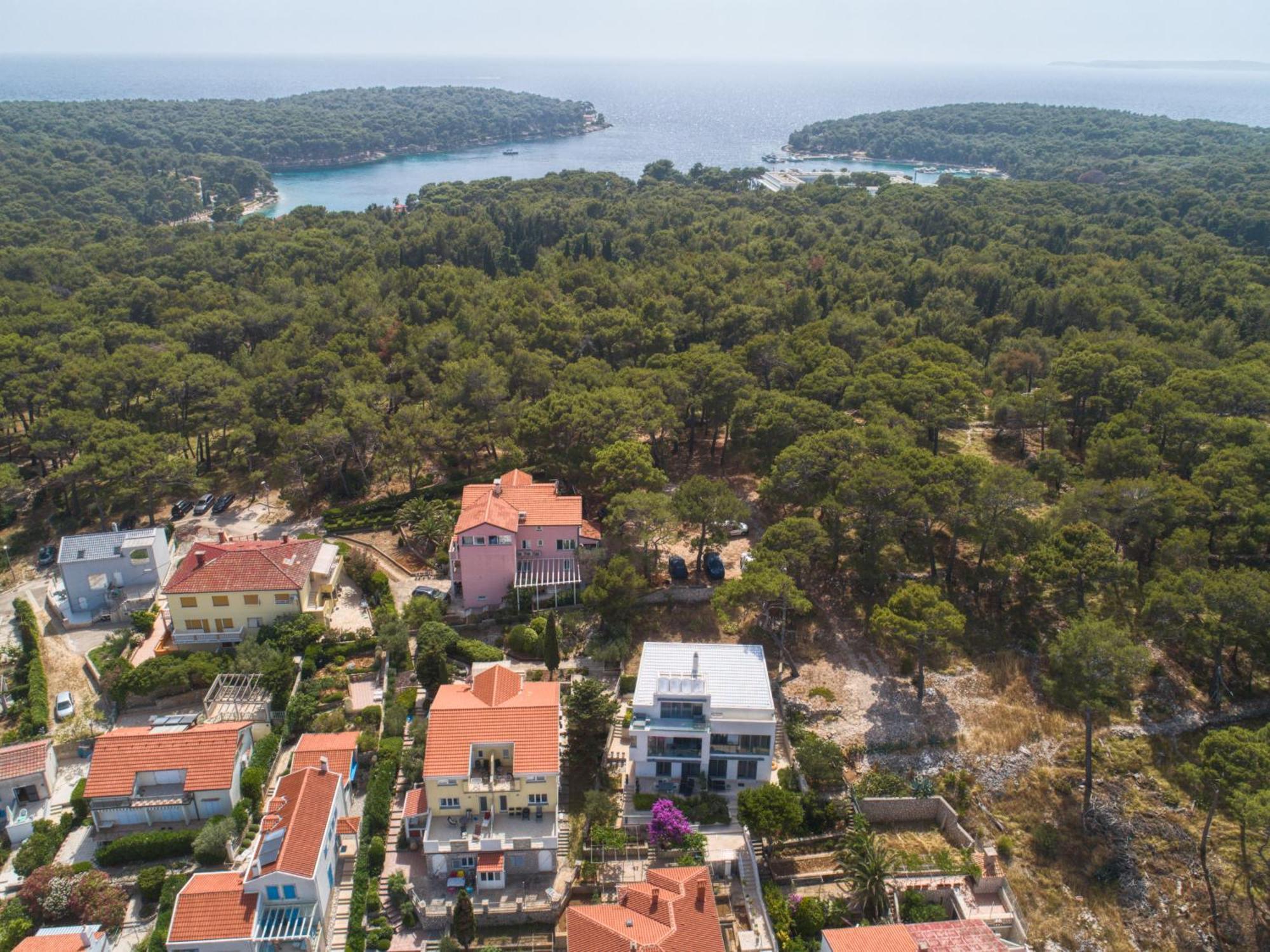Design Apartments 3&4 Mali Losinj Exterior photo