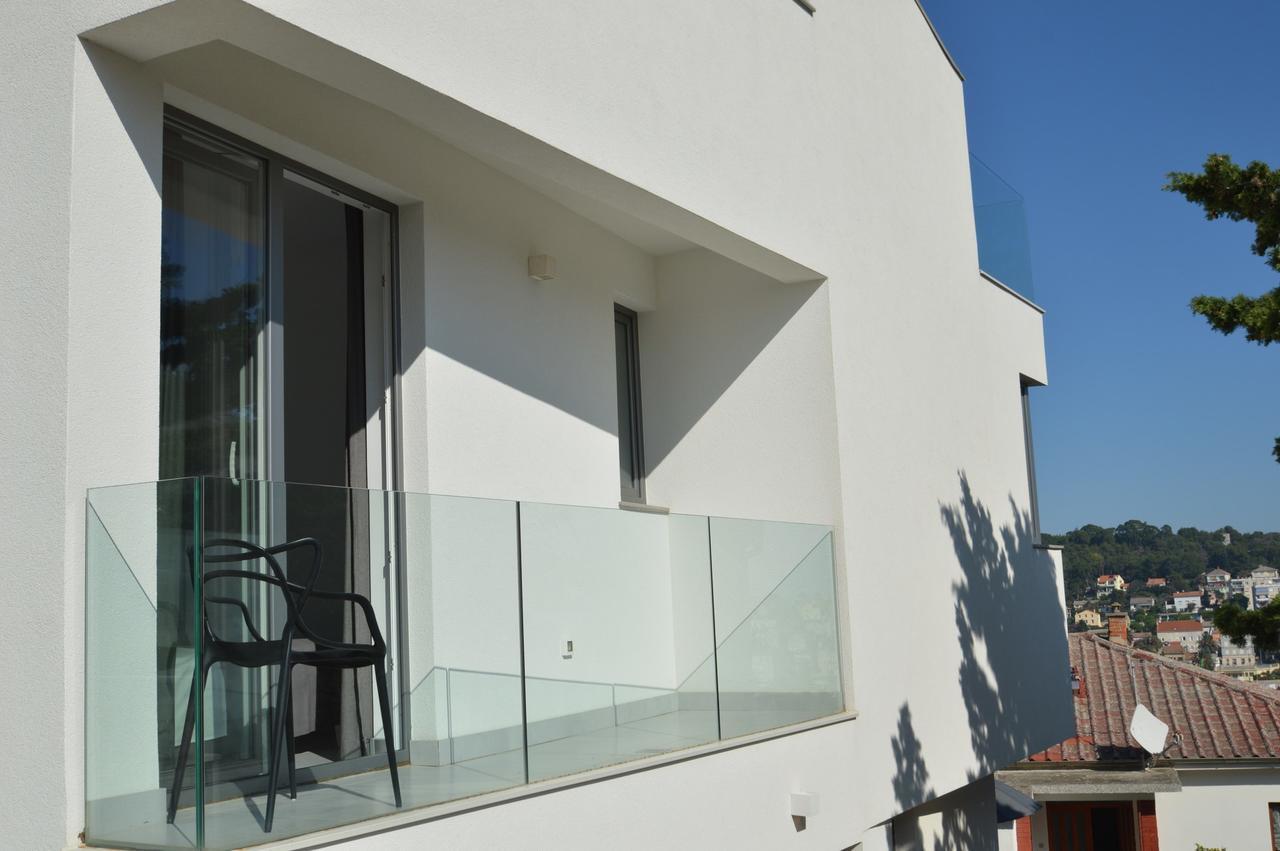 Design Apartments 3&4 Mali Losinj Exterior photo