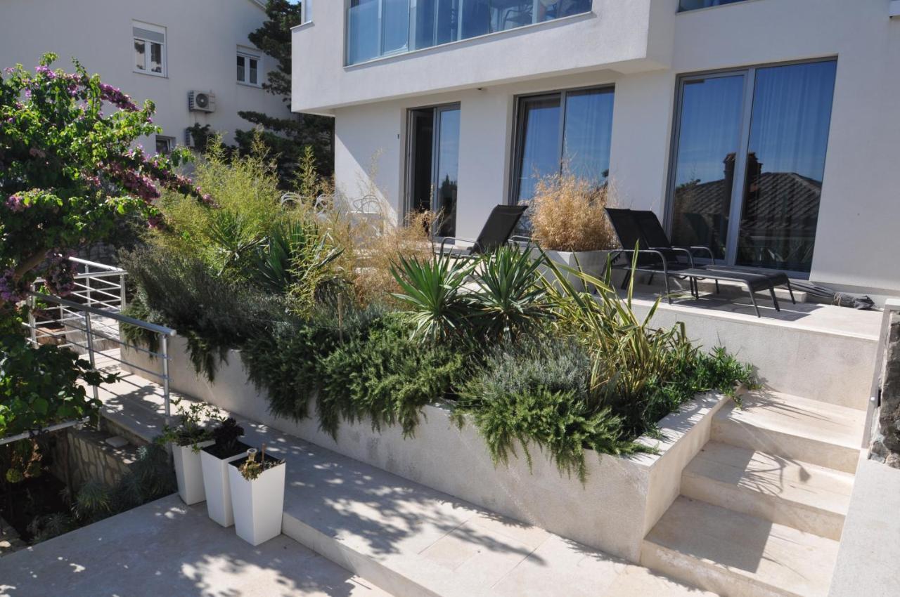 Design Apartments 3&4 Mali Losinj Exterior photo