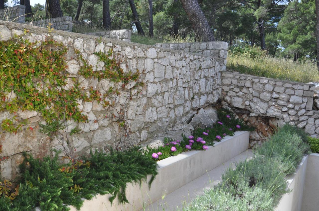 Design Apartments 3&4 Mali Losinj Exterior photo