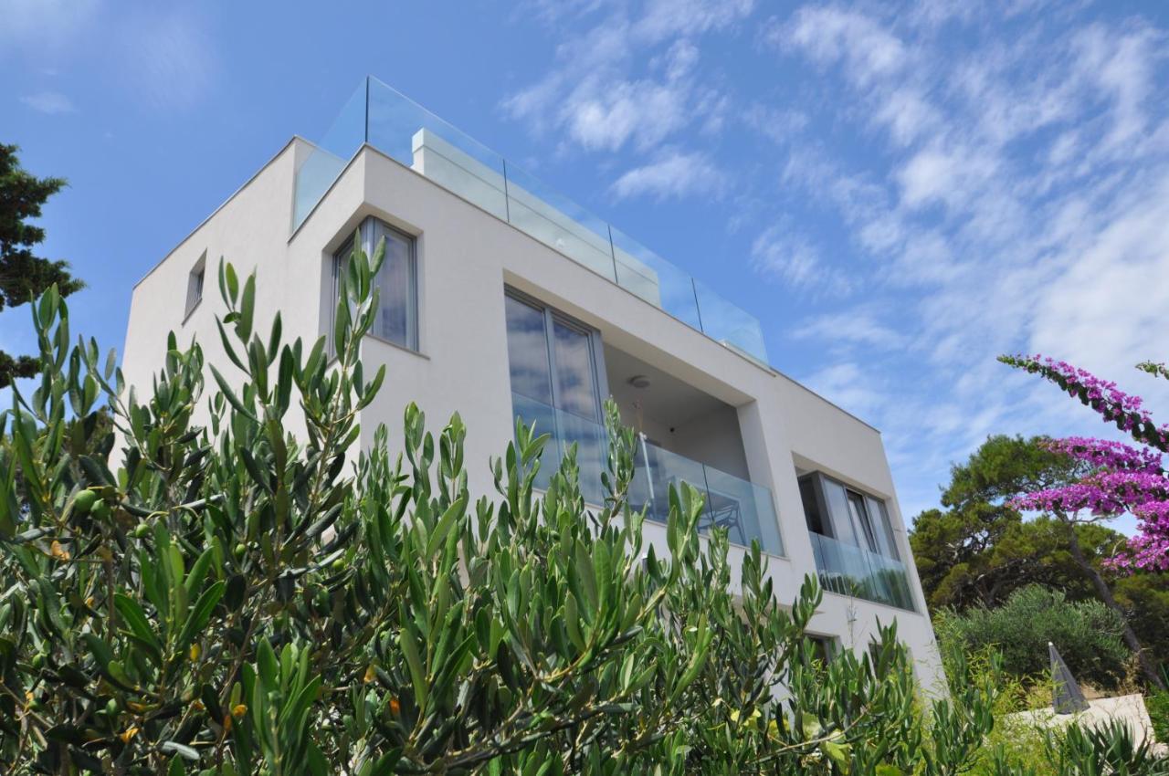 Design Apartments 3&4 Mali Losinj Exterior photo