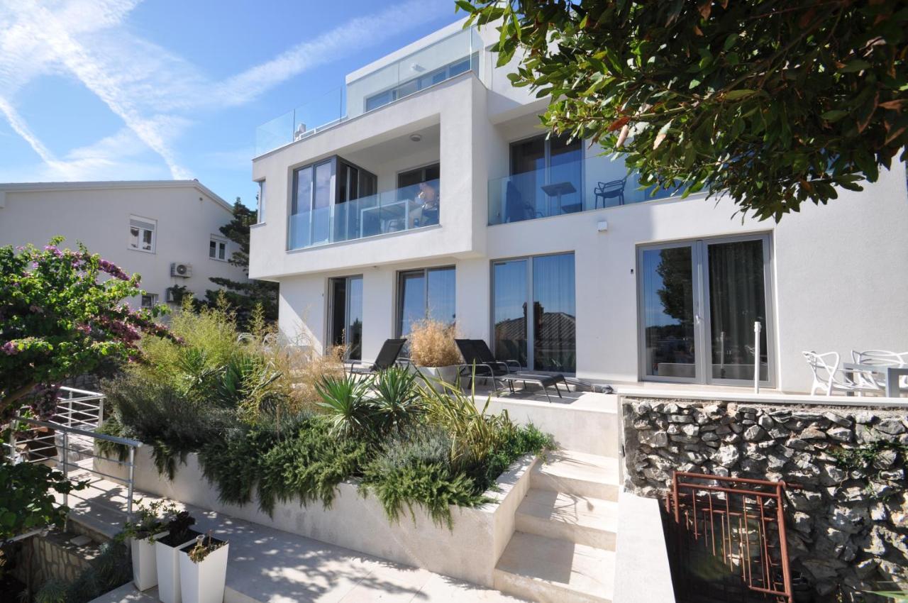 Design Apartments 3&4 Mali Losinj Exterior photo
